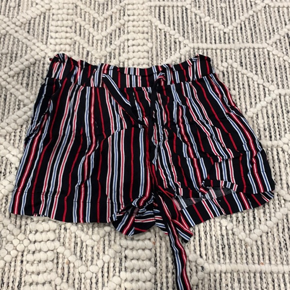 Striped shorts - Picture 1 of 1